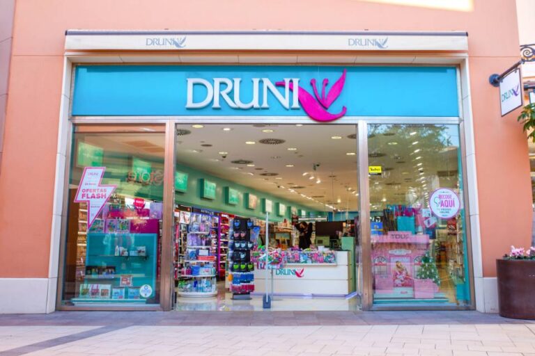 Save Money and Look Fabulous with DRUNI.es: The Go-To Destination for Beauty Lovers