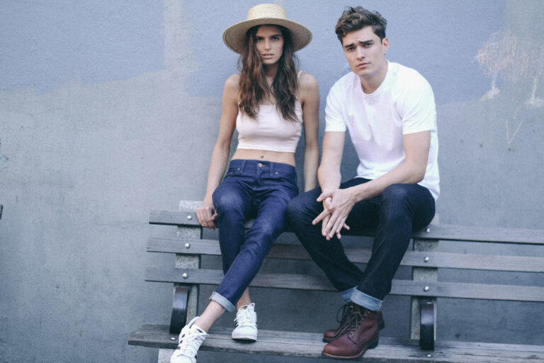 From Casual to Chic: Effortlessly Stylish Outfit Ideas with Mott & Bow Tees and Denim Jeans